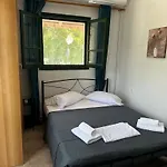 Lazari Rooms